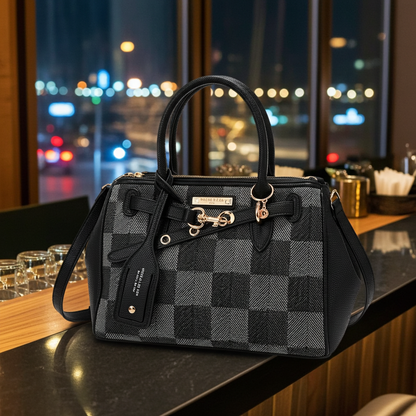 Sac Chic à Carreaux Noir : Élégance et Polyvalence pour Votre Style Quotidien