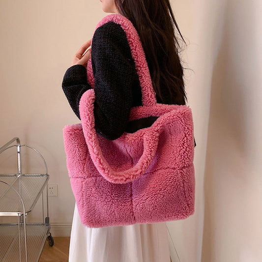 Bolso de Lujo en Peluche para Mujer – Elegancia y Confort para el Invierno - Luna Bordada