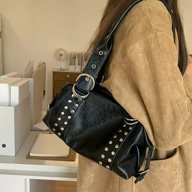 Bolso de Hombro Elegance Negro para Mujer – Piel PU Premium con Tachuelas | Grande, Moderno y Versátil