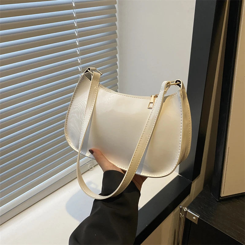 Bolso Hobo Retro para Mujer en Piel Sintética PU Premium | Elegancia para Cada Momento