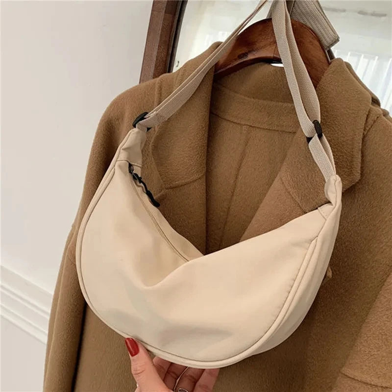 Bolso para Mujer Aurora Luna Bordada – Bandolera Premium para Trabajo y Uso Diario